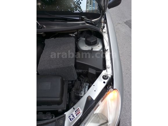Sahibinden Peugeot 206 1.6 XT 2003 Model Düşük km de