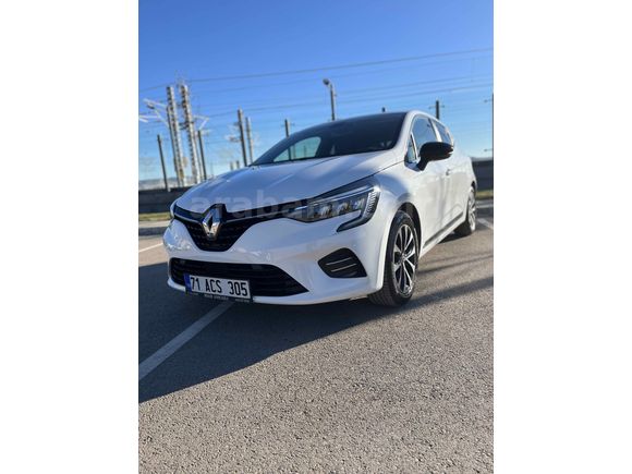 Sahibinden Renault Clio 1.0 TCe Icon 2022 Model 