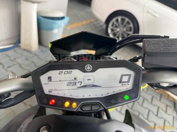 51 BİNDE yamaha MT7