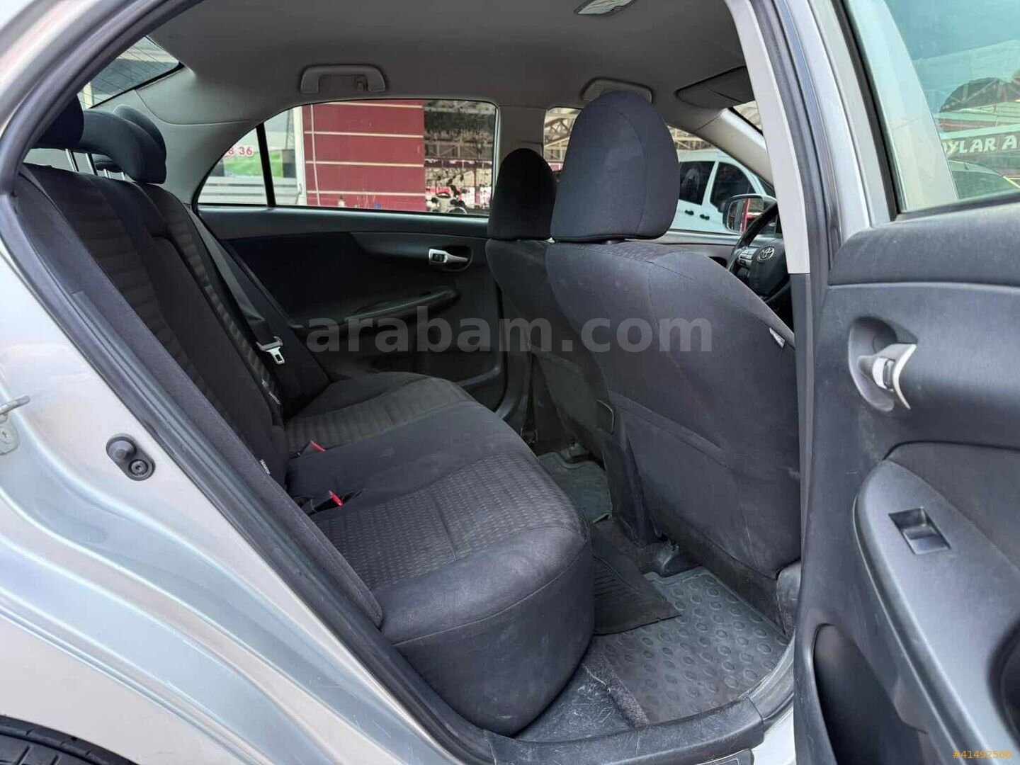 Galeriden Toyota Corolla 1.4 D-4D Comfort 2011 Model Adana 203.000 km Gri 2