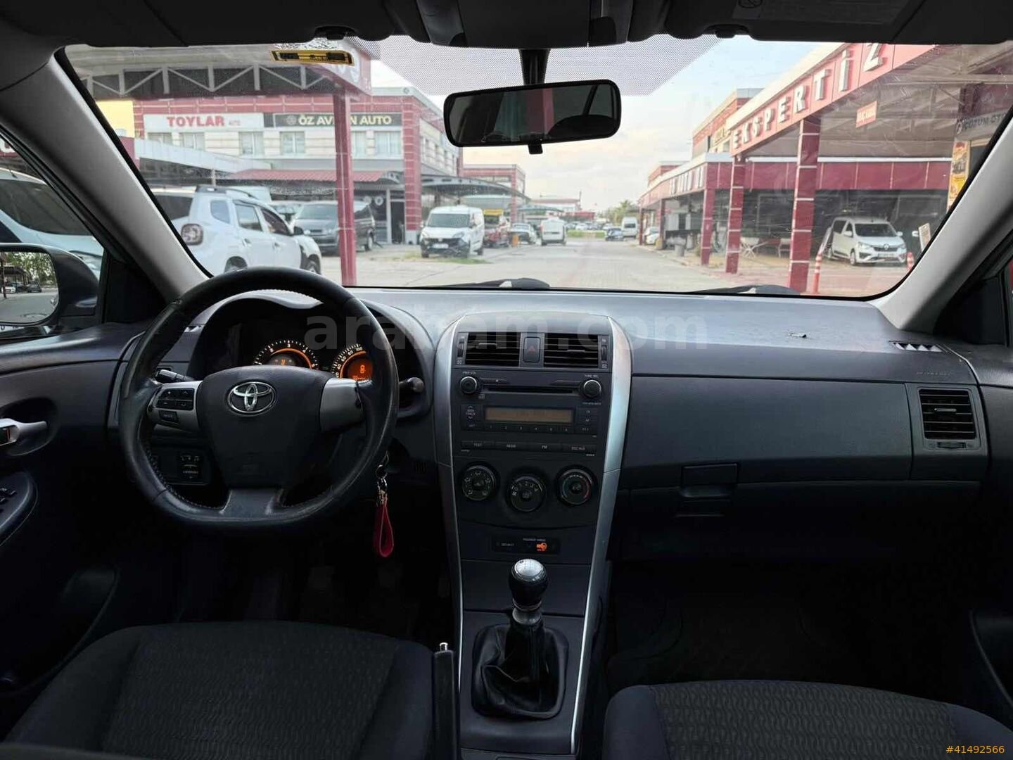 Galeriden Toyota Corolla 1.4 D-4D Comfort 2011 Model Adana 203.000 km Gri 4