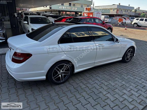 2013 MERCEDES-BENZ C180 BlueEfficiency AMG