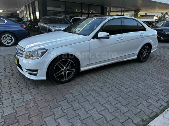 2013 MERCEDES-BENZ C180 BlueEfficiency AMG