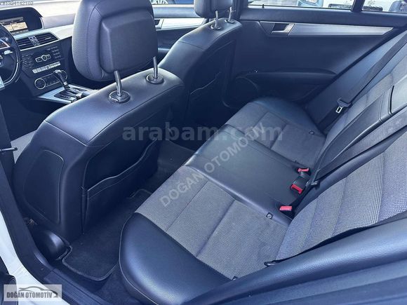 2013 MERCEDES-BENZ C180 BlueEfficiency AMG