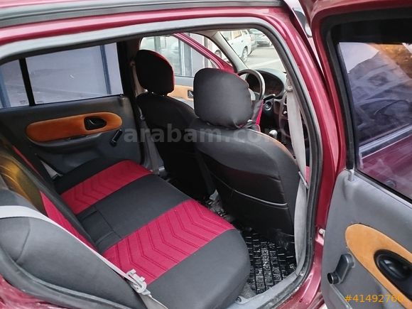 2000 model Clio 2 benzin -LPG