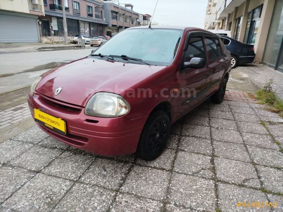 2000 model Clio 2 benzin -LPG