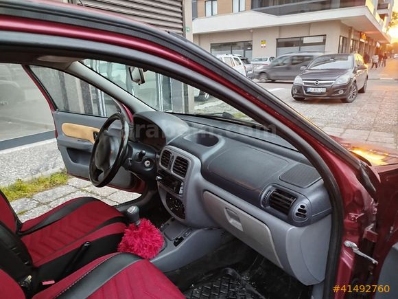2000 model Clio 2 benzin -LPG