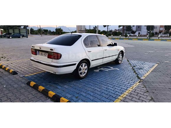 Sahibinden Nissan Primera 1.6 Special Edition 1999 Model  319.000 km Beyaz