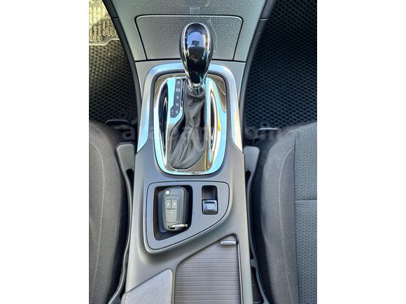 Sahibinden Opel Insignia 1.6 CDTI Edition Elegance 2016 Model TAKASLI