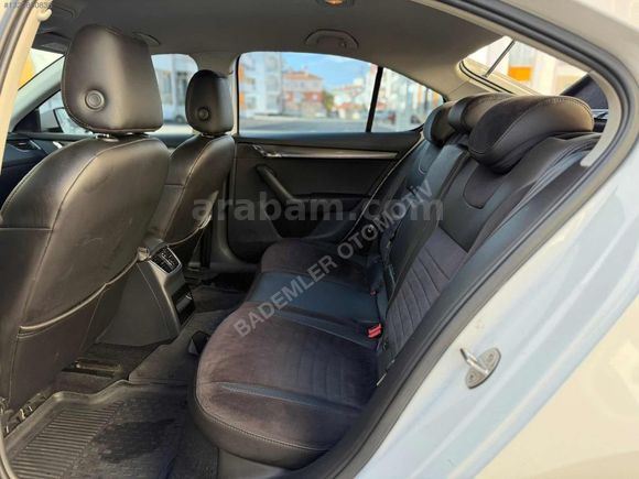 2017 MODEL SKODA OCTAVİA 1.6 TDİ STYLE DSG 223 BİN KM