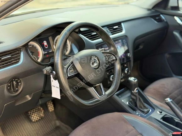 2017 MODEL SKODA OCTAVİA 1.6 TDİ STYLE DSG 223 BİN KM