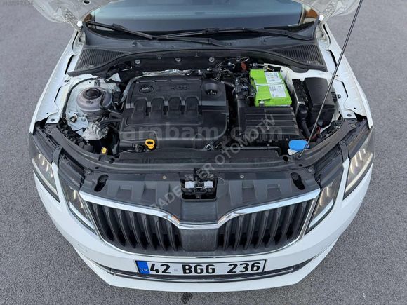 2017 MODEL SKODA OCTAVİA 1.6 TDİ STYLE DSG 223 BİN KM
