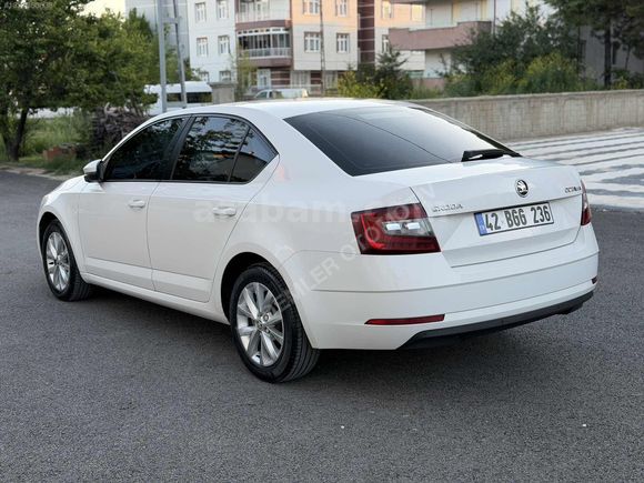 2017 MODEL SKODA OCTAVİA 1.6 TDİ STYLE DSG 223 BİN KM