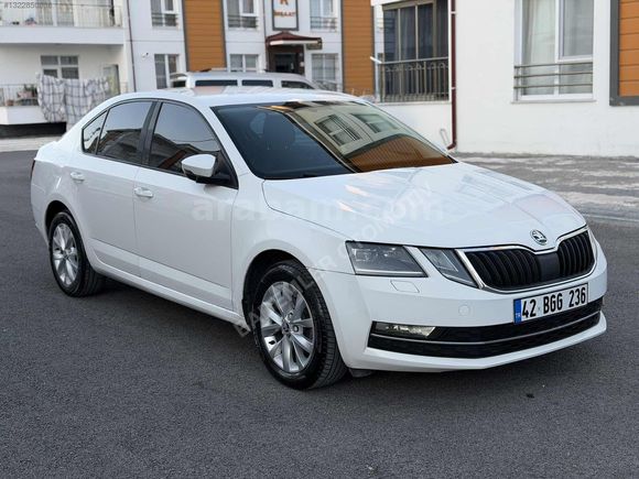 2017 MODEL SKODA OCTAVİA 1.6 TDİ STYLE DSG 223 BİN KM