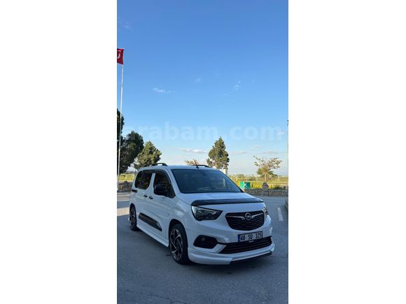 Sahibinden Opel Combo 1.5 CDTI Elegance 2022 Model  60.000 km Beyaz
