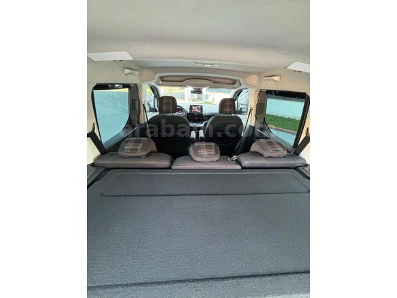 Sahibinden Opel Combo 1.5 CDTI Elegance 2022 Model  60.000 km Beyaz