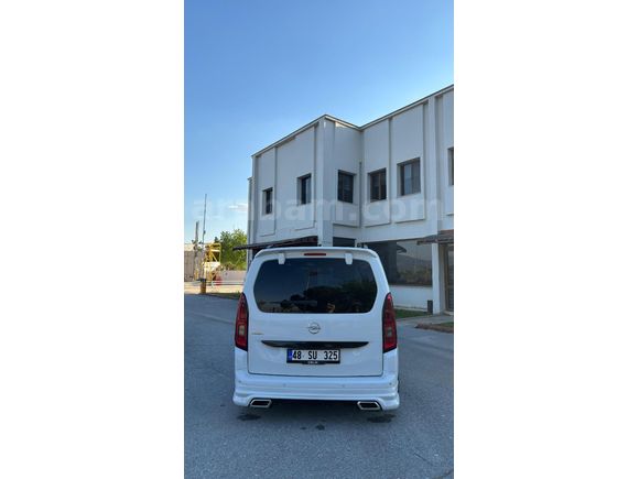 Sahibinden Opel Combo 1.5 CDTI Elegance 2022 Model  60.000 km Beyaz