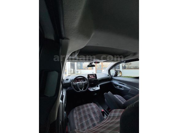Sahibinden Opel Combo 1.5 CDTI Elegance 2022 Model  60.000 km Beyaz