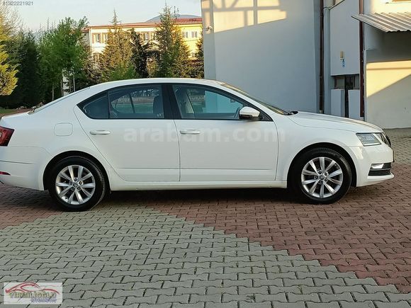 2018 SKODA OCTAVİA STYLE HATASIZ BOYASIZ