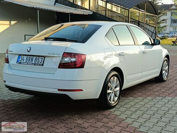 2018 SKODA OCTAVİA STYLE HATASIZ BOYASIZ
