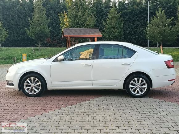2018 SKODA OCTAVİA STYLE HATASIZ BOYASIZ