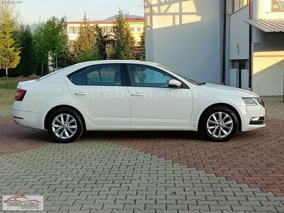 2018 SKODA OCTAVİA STYLE HATASIZ BOYASIZ