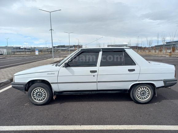 Sahibinden Renault R 9 1.4 Broadway 1993 Model
