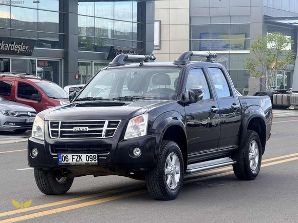 2010 ISUZU D MAX 130 BİN KM 4X4 LİMİTED EN DOLUSU