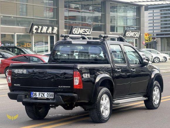 2010 ISUZU D MAX 130 BİN KM 4X4 LİMİTED EN DOLUSU