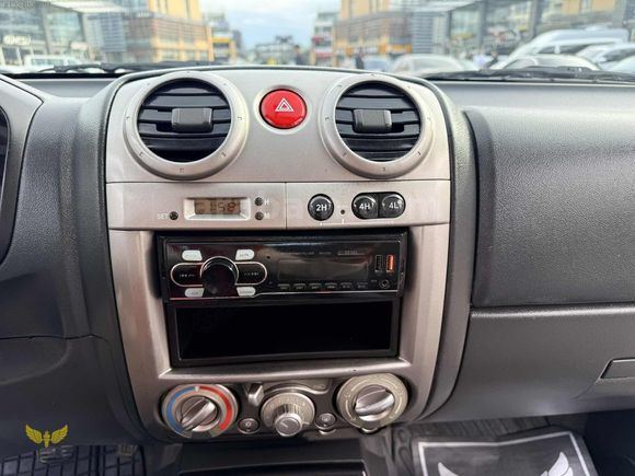 2010 ISUZU D MAX 130 BİN KM 4X4 LİMİTED EN DOLUSU