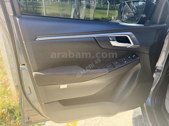 HATASIZ DEĞIŞENSIZ EMSALSİZ TEMİZLİKTE D-MAX 161 BİN KMDE