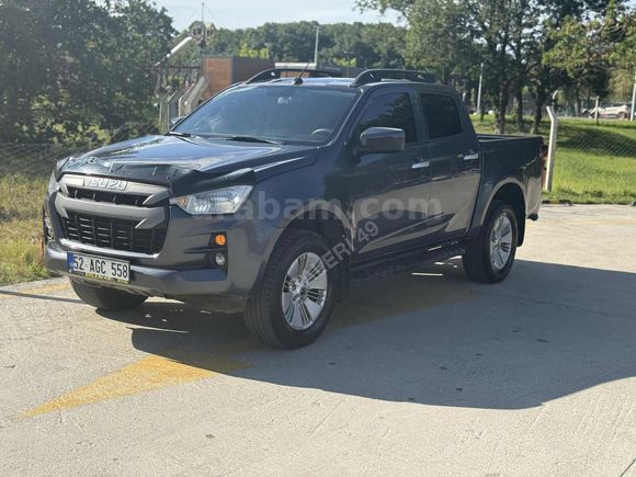 HATASIZ DEĞIŞENSIZ EMSALSİZ TEMİZLİKTE D-MAX 161 BİN KMDE