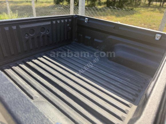 HATASIZ DEĞIŞENSIZ EMSALSİZ TEMİZLİKTE D-MAX 161 BİN KMDE