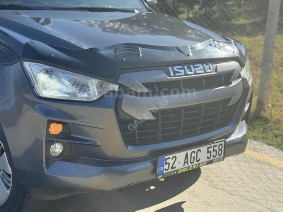 HATASIZ DEĞIŞENSIZ EMSALSİZ TEMİZLİKTE D-MAX 161 BİN KMDE