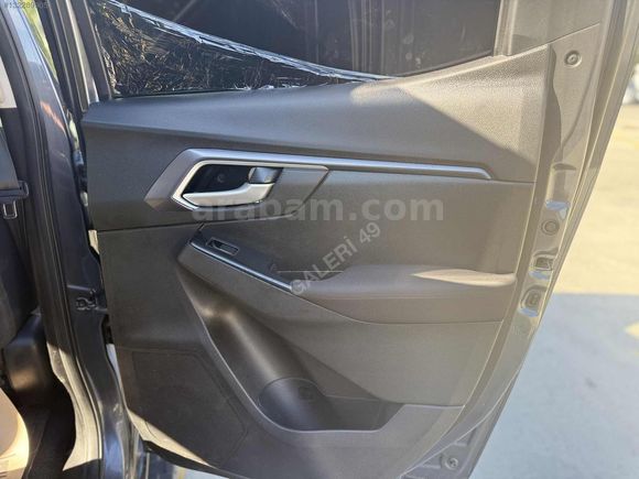 HATASIZ DEĞIŞENSIZ EMSALSİZ TEMİZLİKTE D-MAX 161 BİN KMDE