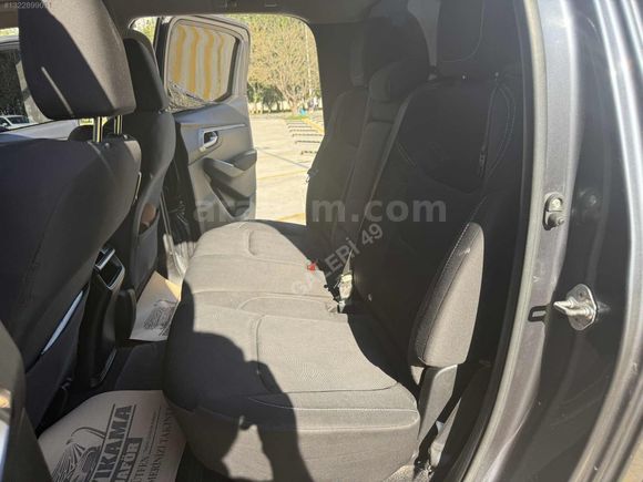 HATASIZ DEĞIŞENSIZ EMSALSİZ TEMİZLİKTE D-MAX 161 BİN KMDE