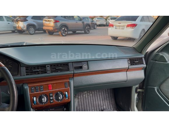 Sahibinden Mercedes - Benz E 300 TD 1988 Model 