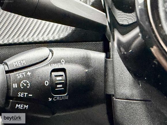 'beytürk' 2020 PEUGEOT 2008 1.2PURETECH ACTİVE '96 BİN KMDE'