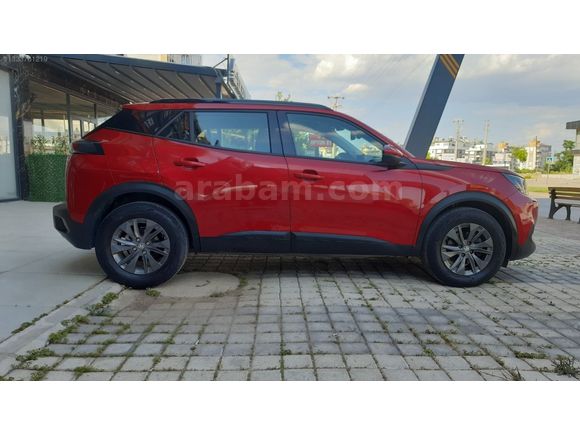 GALERİ NET'TEN PEUGEOT 2008 1.2PURETECH ACTİVE EAT8 DÜŞÜK KM
