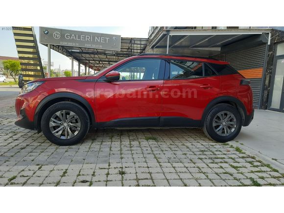 GALERİ NET'TEN PEUGEOT 2008 1.2PURETECH ACTİVE EAT8 DÜŞÜK KM