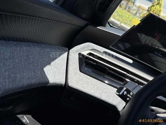 ÜNALAN | 2024 PEUGOT E-3008 ALLURE - CAM TAVAN | 6.001 KM
