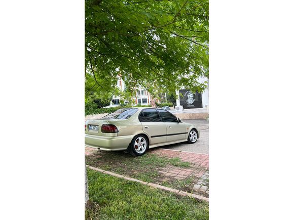Sahibinden Honda Civic 1.6 i ES 2000 Model
