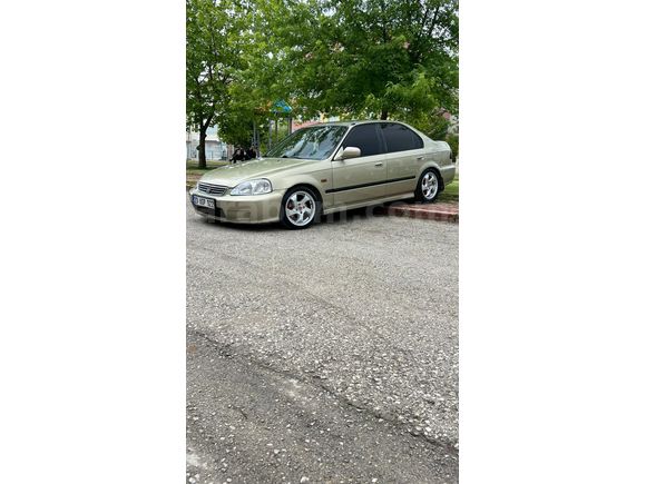 Sahibinden Honda Civic 1.6 i ES 2000 Model