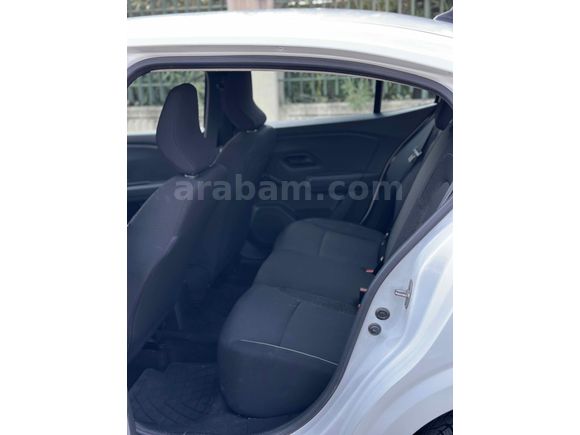 Sahibinden Renault Taliant 1.0 T Joy 2022 Model 