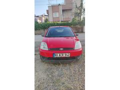 Sahibinden Ford Fiesta 1.4 TDCi Comfort 2006 Model  195.000 km Kırmızı