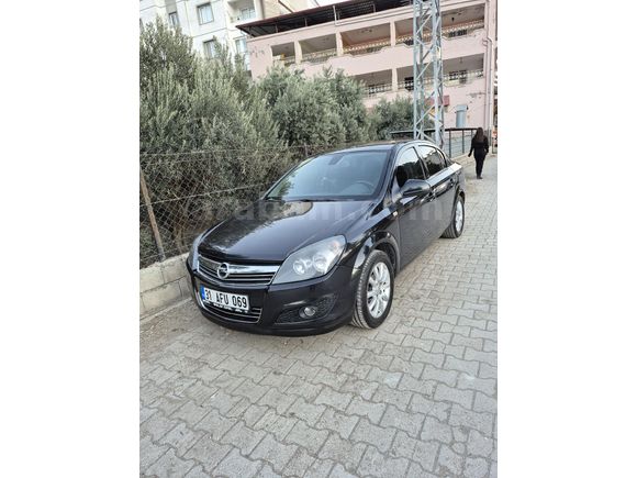Sahibinden Mühendisten DEĞİŞENSİZ DÜŞÜK KM  Opel Astra 1.6 Enjoy plus