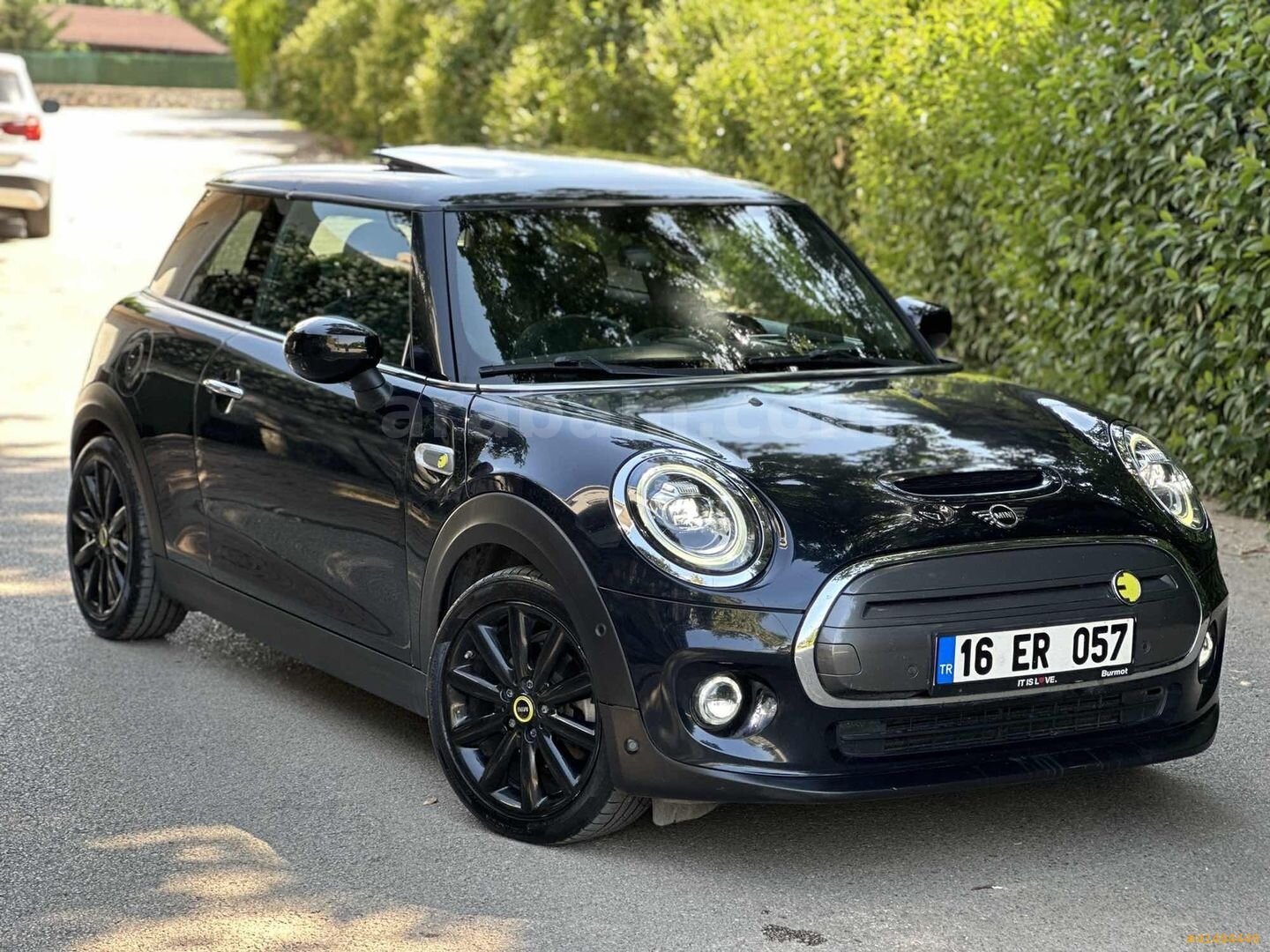 Galeriden Mini Cooper Electric SE Iconic 2020 Model Bursa 129.000 km Mavi 1