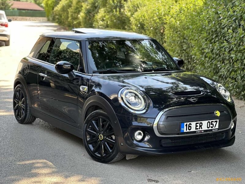 Galeriden Mini Cooper Electric SE Iconic 2020 Model Bursa 129.000 km Mavi