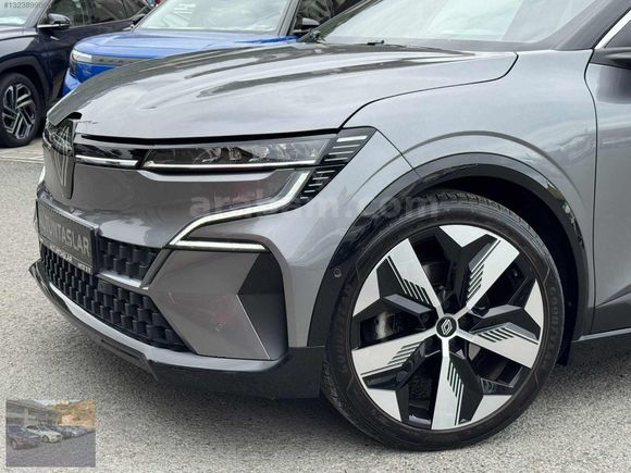 2023 RENAULT MEGANE E-TECH TECHNO EV60 218 HP UZUN MENZİL
