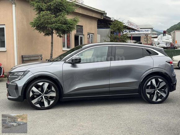 2023 RENAULT MEGANE E-TECH TECHNO EV60 218 HP UZUN MENZİL